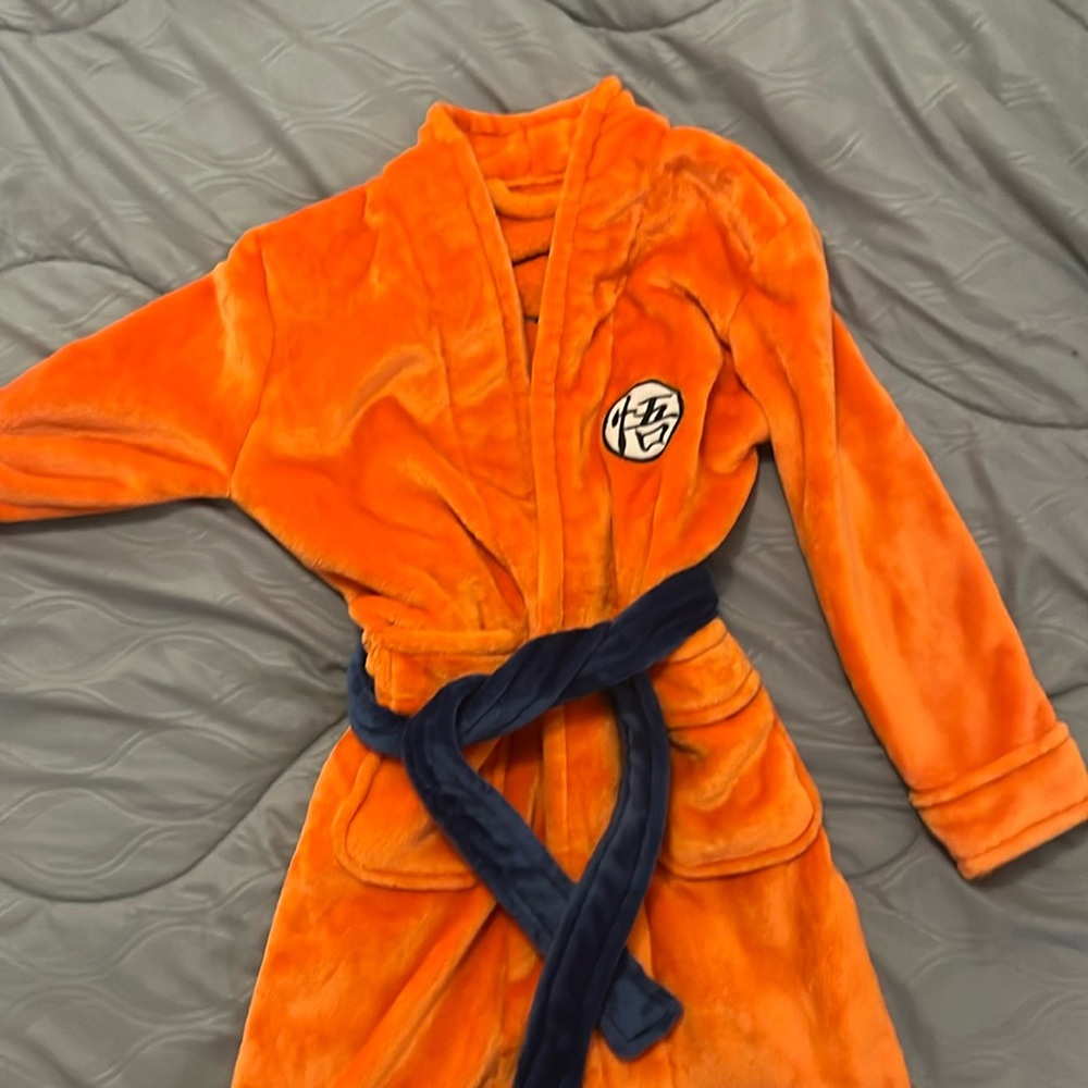 Boys size small orange Naruto  anime robe